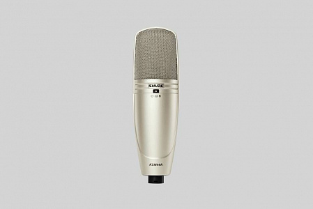 Студийный конденсаторный микрофон с алюминиевым кофром и гибким креплением Shure KSM44A/SL.