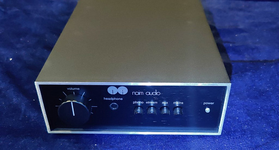 Интегральный усилитель Naim Nait 50 Интегральный усилитель Naim Nait 50