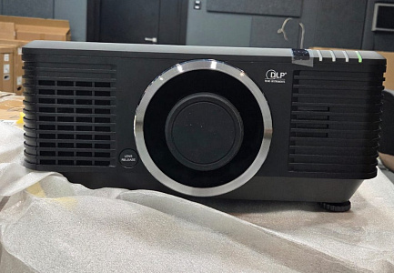 Мультимедийный инсталляционный лазерный проектор Vivitek DU7295Z-BK Мультимедийный инсталляционный лазерный проектор Vivitek DU7295Z-BK