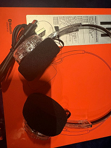 Накладные Bluetooth наушники Mondo by Defunc On-Ear, цвет - прозрачный