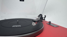 Проигрыватель виниловых дисков Phaze Audio Diana MK2 Цвет: Красный [Valkyrian red]