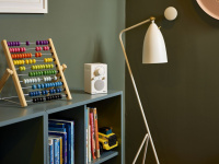 Портативный радиоприемник Tivoli PAL BT Цвет: Белый [White]