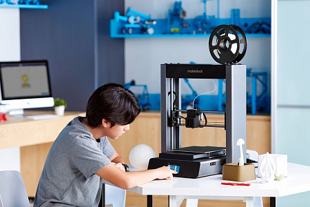 3D-принтер с насадкой для лазерной гравировки Makeblock mCreate