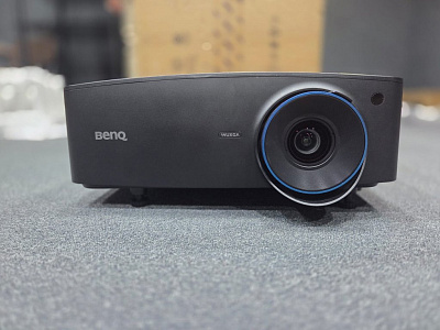 Проектор BenQ LU935ST