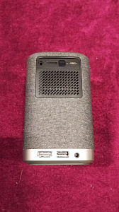 Мультимедийный ультрапортативный LED-проектор Vivitek Qumi Z1H Мультимедийный ультрапортативный LED-проектор Vivitek Qumi Z1H