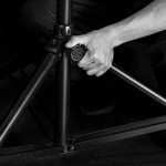 Профессиональная спикерная стойка Gravity TSP 5212 LB