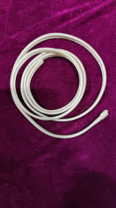 Плоский двужильный акустический кабель в нарезку Van den Hul The Clearwater. Цвет оплетки прозрачный. Цена за 1 метр