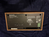 Аудиосистема с Wi-Fi Tivoli Model Two Digital. Цвет: Орех/Золото [Walnut/Gold]