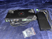 Матричный коммутатор Lightware UCX-4x2-HC30