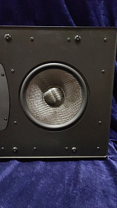 Встраиваемая акустическая система M&K Sound IW500, в корпусе