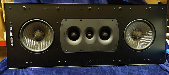 Встраиваемая акустическая система M&K Sound IW500, в корпусе