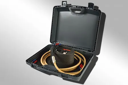 Акустический кабель  Van den Hul Mounted set 3T The Cloud SE. 2 метра пара. Разъем BERRI bi-amping  (4-4) Цвет: золотой