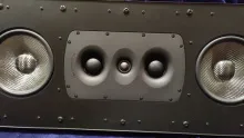 Встраиваемая акустическая система M&K Sound IW500, в корпусе