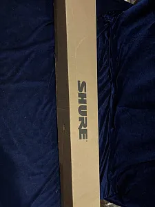 Линейный микрофонный массив Shure MXA710W-4FT Линейный микрофонный массив Shure MXA710W-4FT