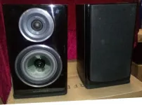 Полочная акустическая система Wharfedale Diamond 11.1