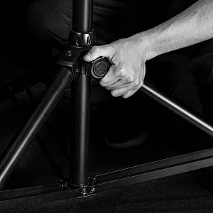 Профессиональная спикерная стойка Gravity TSP 5212 LB