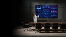 Светодиодный экран КЬЮСТЕЧ (QSTECH) 135" FHD 13515, 3.031х1.813 (интерактивный, Windows, COB)