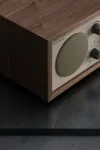 Радиоприемник Tivoli Model One BT Цвет: Бежевый/Орех [Classic Walnut]