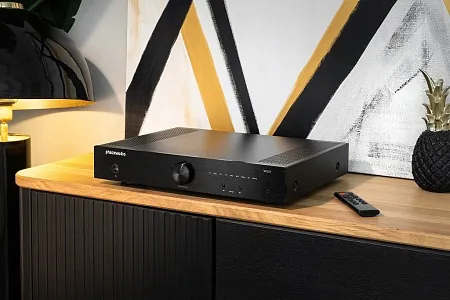 Комплект стереоусилитель Phaze Audio VOLT + проигрыватель виниловых дисков Phaze Audio Diana MK2 Цвет: Орех [Walnut]