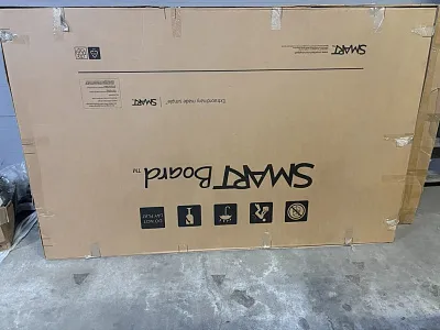 SMART Board SBM685 с пассивным лотком SMART Board SBM685 с пассивным лотком