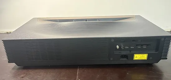 Лазерный проектор Hisense 110L9QD c экраном 110 дюймов