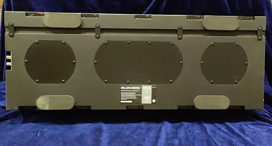 Встраиваемая акустическая система M&K Sound IW500, в корпусе