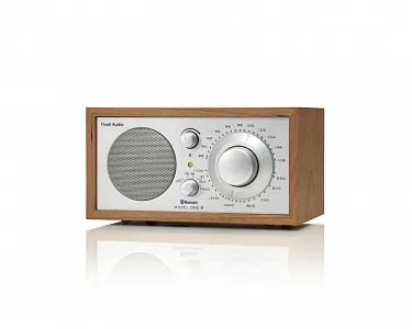 Радиоприемник Tivoli Model One BT Цвет: Серебро/Вишня [Silver/Cherry]