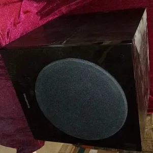 Активный сабвуфер Wharfedale WH-D10 Активный сабвуфер Wharfedale WH-D10