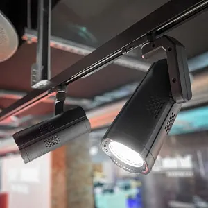 LED прибор Cameo G4 TW