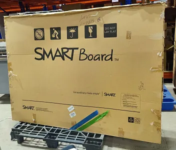 Интерактивная доска SMART Board SBM680 с пассивным лотком Интерактивная доска SMART Board SBM680 с пассивным лотком